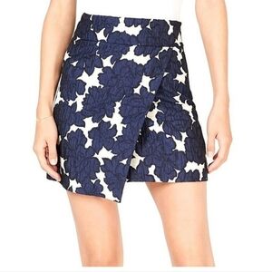 MAISON JULES Cream and Navy Floral A Line Mini Skirt size S